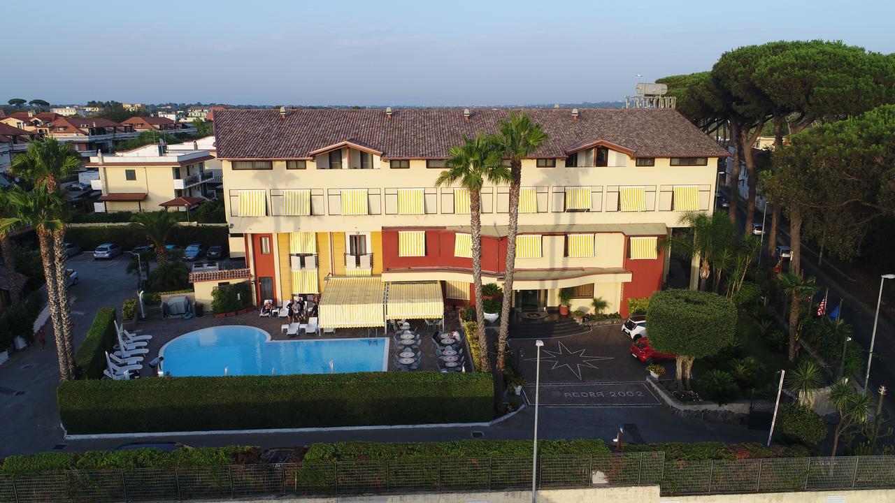 Hotel Agora Sure Hotel Collection By Best Western Lago Patria Exteriér fotografie